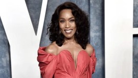 Actor Angela Bassett