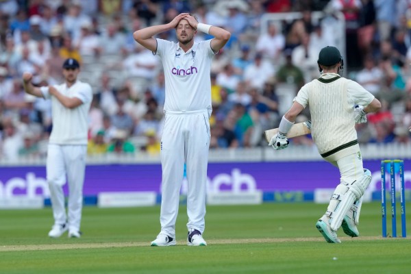 Ollie Robinson frustrated Lord's