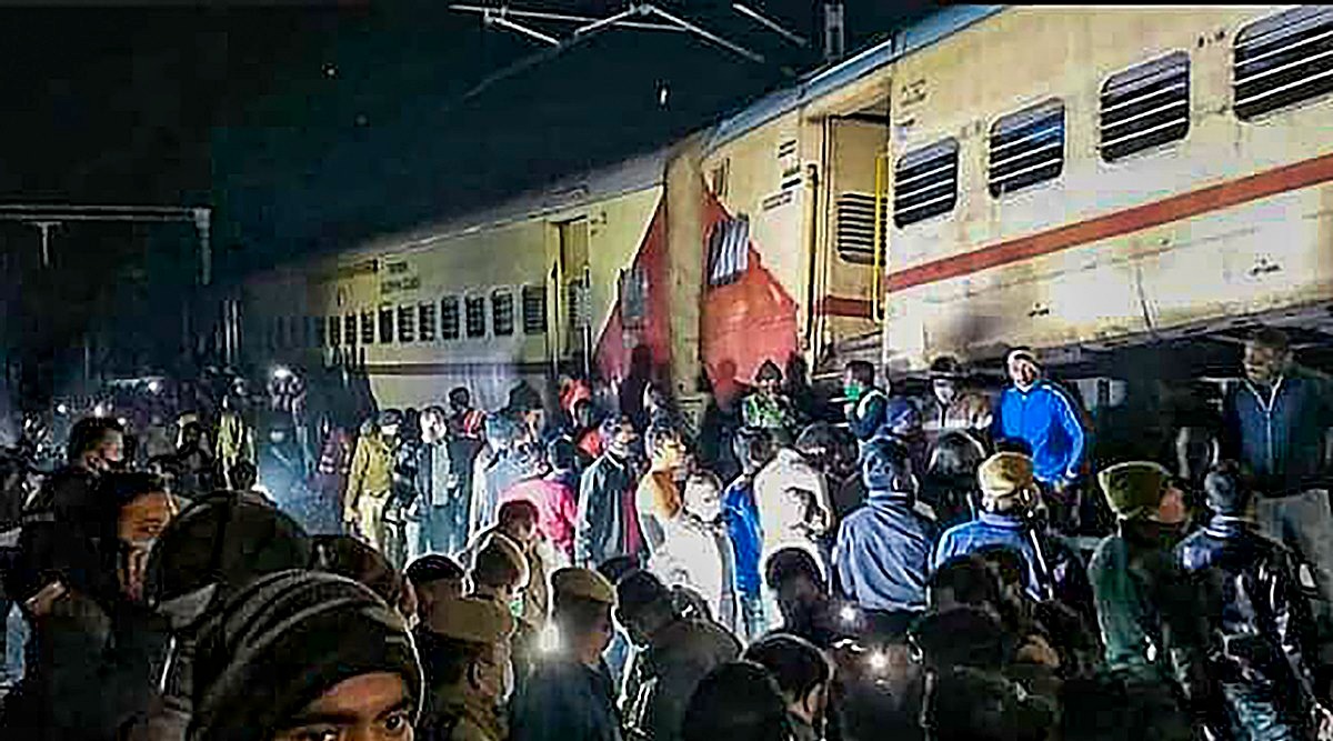 Odisha Train Accident Calls Start Pouring In At Chennai Bengaluru