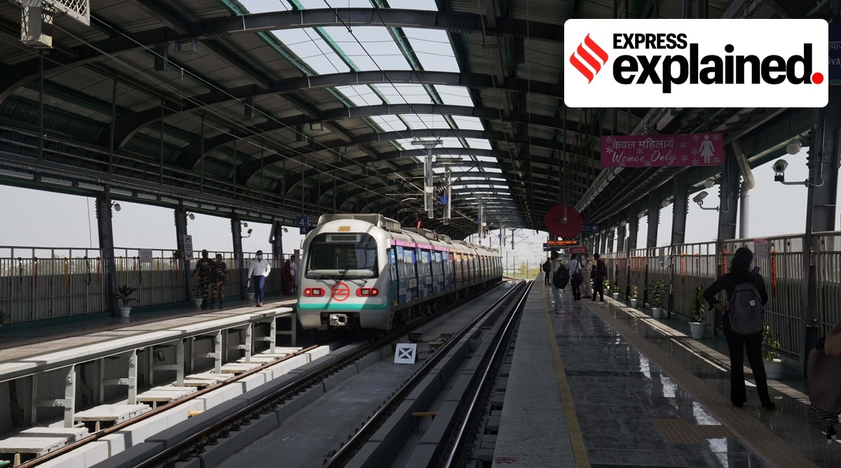 You can carry 2 bottles of booze on all Metro lines how the rule has