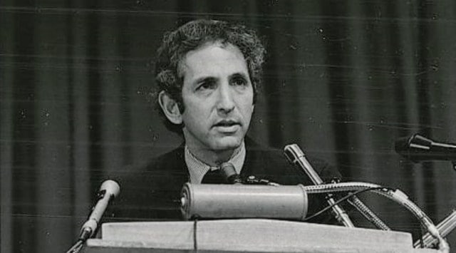 Daniel Ellsberg Who Leaked ‘pentagon Papers Dies At 92 World News