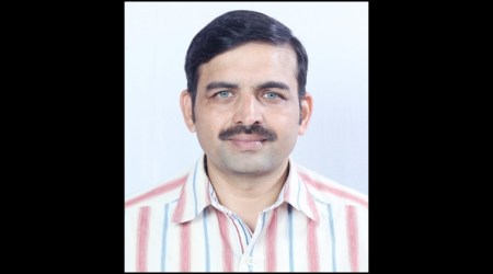 Dr Makarand Joshi
