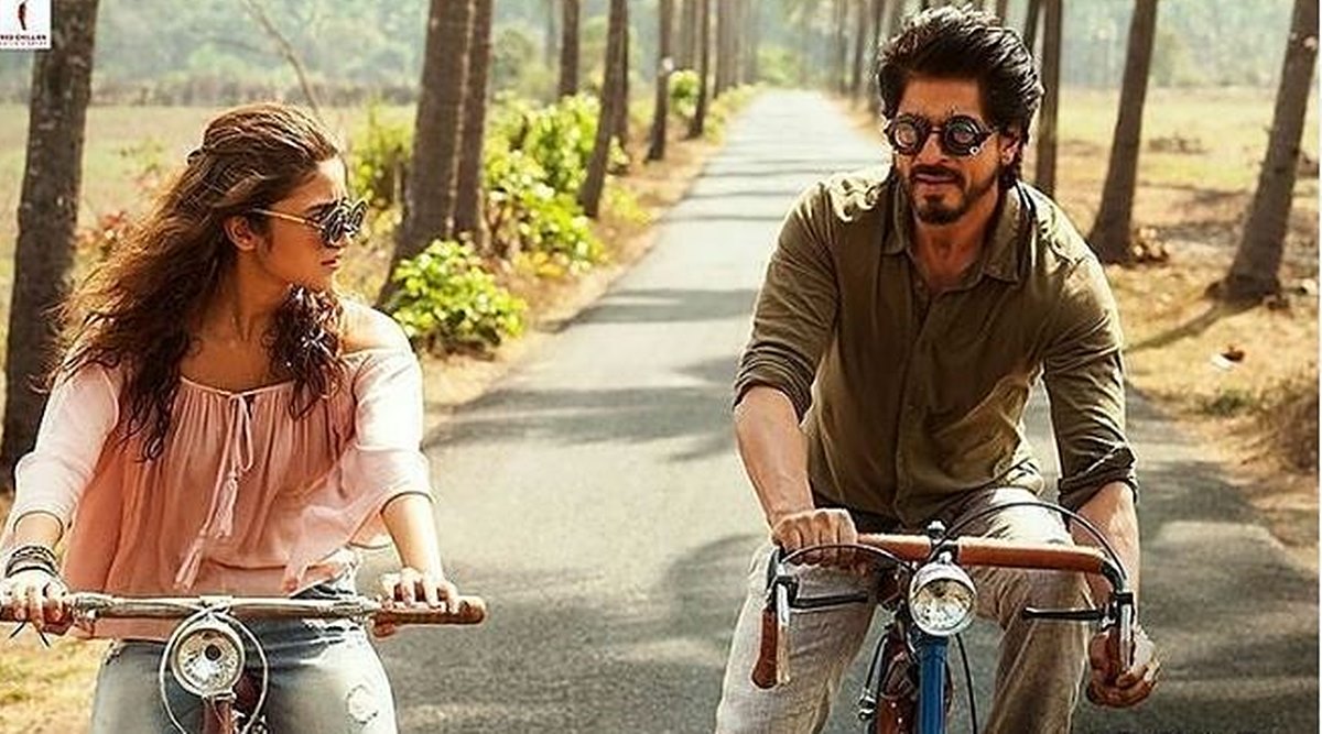Sun, sand, selfie: Goa's 'Dear Zindagi' road is no holiday for the locals |  India News,The Indian Express