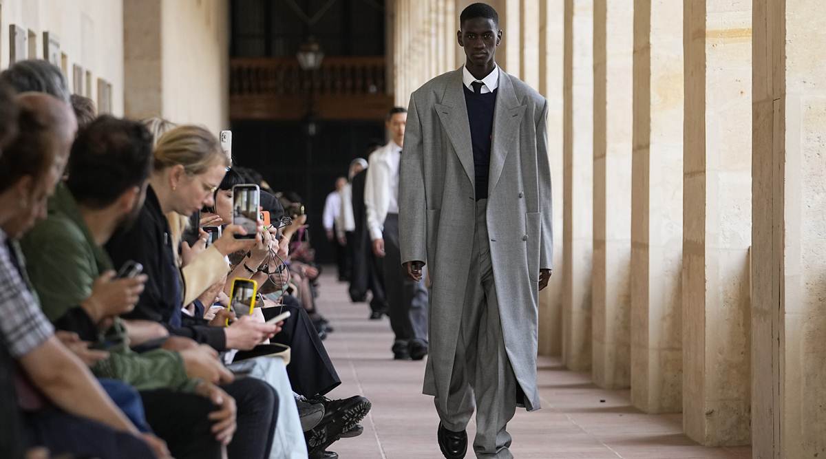 Givenchy shows dressy tailoring for men at Paris Fashion Week