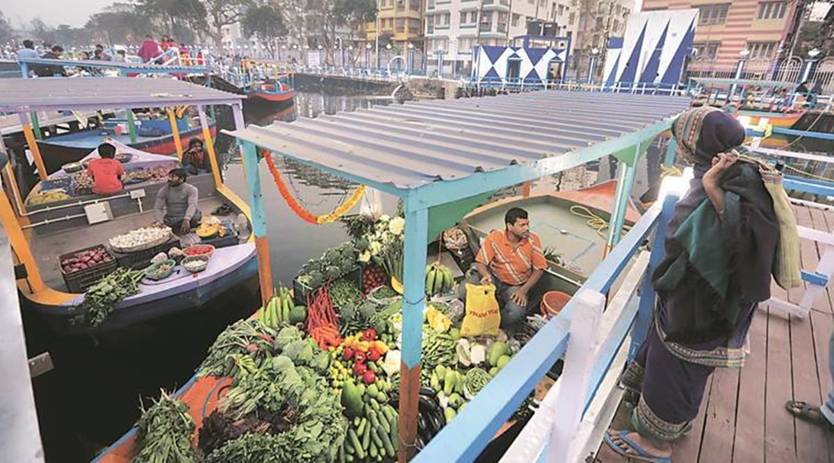 Once visitors’ hotspot, Kolkata’s unique floating market is a picture of neglect now
