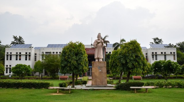 JMI invites application.
