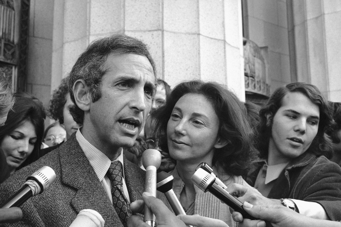 Daniel Ellsberg Dies: How A US Military Analyst Leaked The ‘Pentagon ...