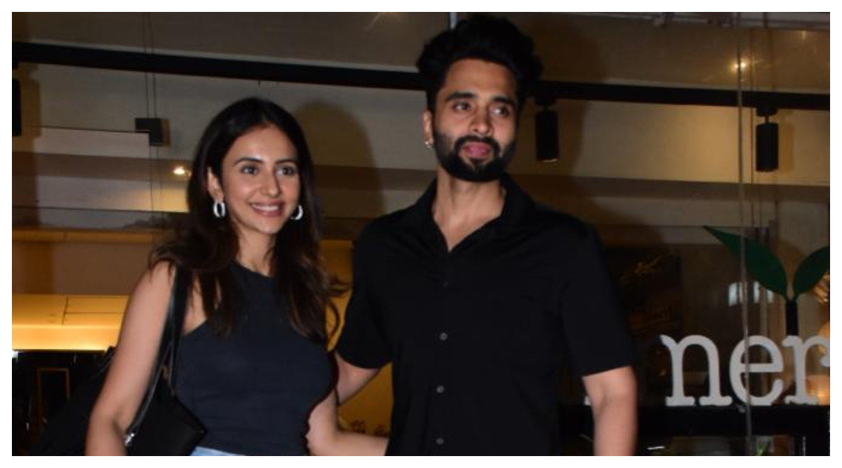 Rakulpreet Singh Sex Videos - Rakul Preet Singh on making relationship with Jackky Bhagnani official: 'A  fact of life I wouldn't want to hide' | Bollywood News - The Indian Express