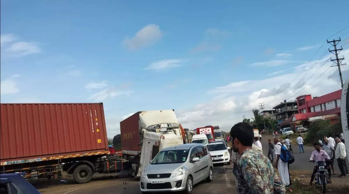2 dead, 8 injured in accident involving 4 vehicles in Pune | Pune News ...