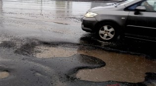 ‘Grave issue’: HC to BMC, cops on manhole lids’ theft