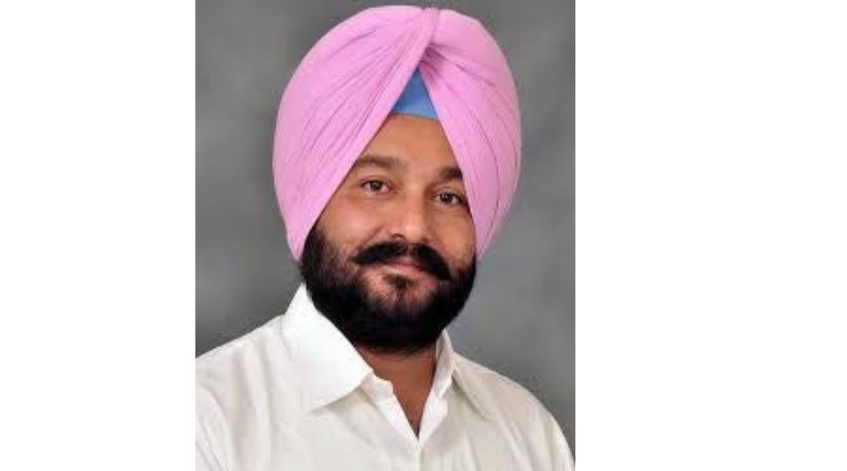 DA case: Ex-Congress minister stopped from boarding flight - Vimarsana News