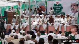 Khap 'mahapanchayat' begins in UP's Muzaffarnagar, to pass resolution on wrestlers' protest