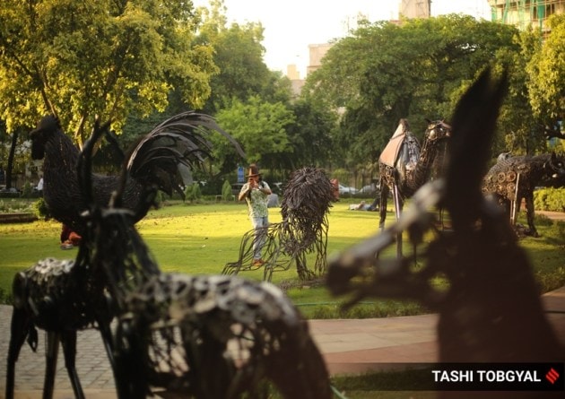 art, art installation, artwork, scrap metal, waste to art, park, new delhi park, chanakyapuri, g20, new delhi, india, indian express