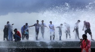 Mumbai weather monsoon