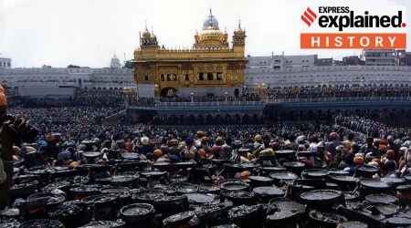 Kar sevaks throng the holy srovar to take part in cleansing it after operation blue star.