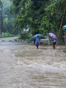 Floods hit Assam, over 30,000 people affected in 10 districts