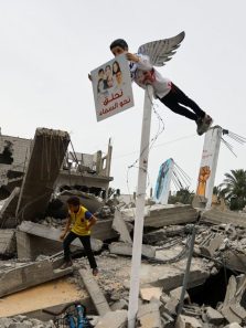 Blockaded Gaza encourages artists to paint murals on the remains of destroyed homes