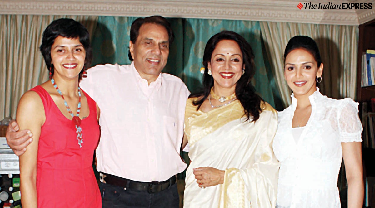Dharmendra pens note about age and illness for Hema Malini, Esha, Ahana after they gave Karan Deols wedding a skip Could have spoken personally to you, but… Bollywood News picture