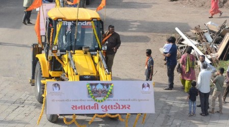 Sanatani buldozer written on JCB bucket