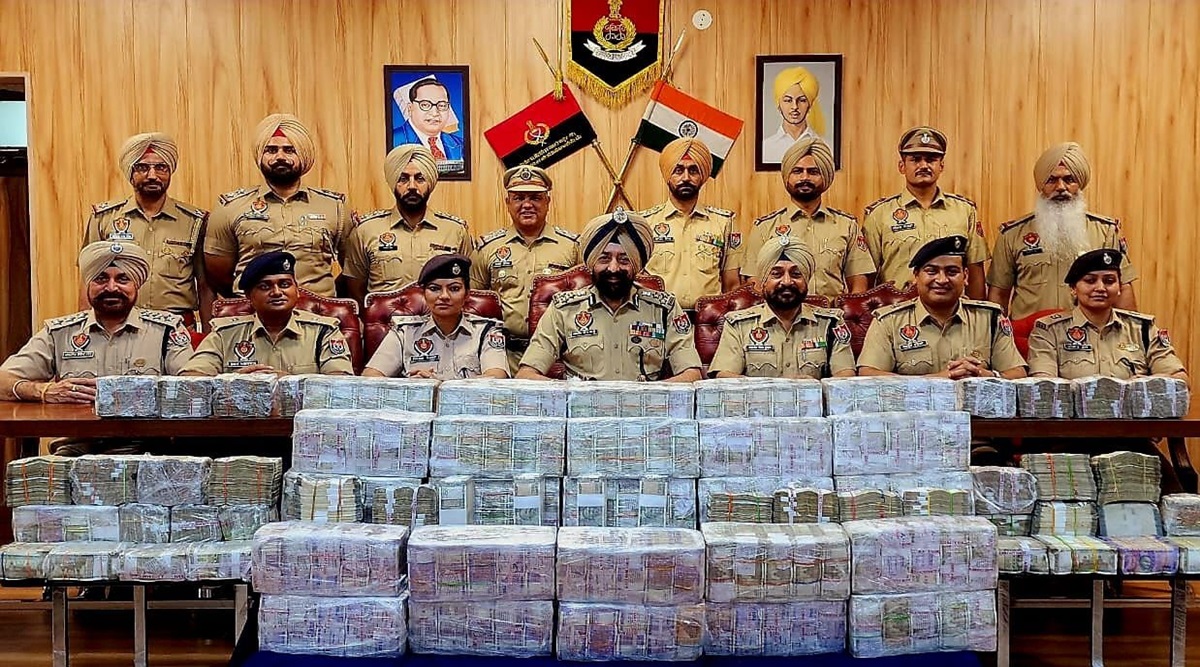 Ludhiana heist: Another tranche of cash hidden in washing machine recovered; total recovery reaches Rs 7.14 crore with 2 more arrests - Vimarsana News