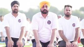 mann cm di yogi shala