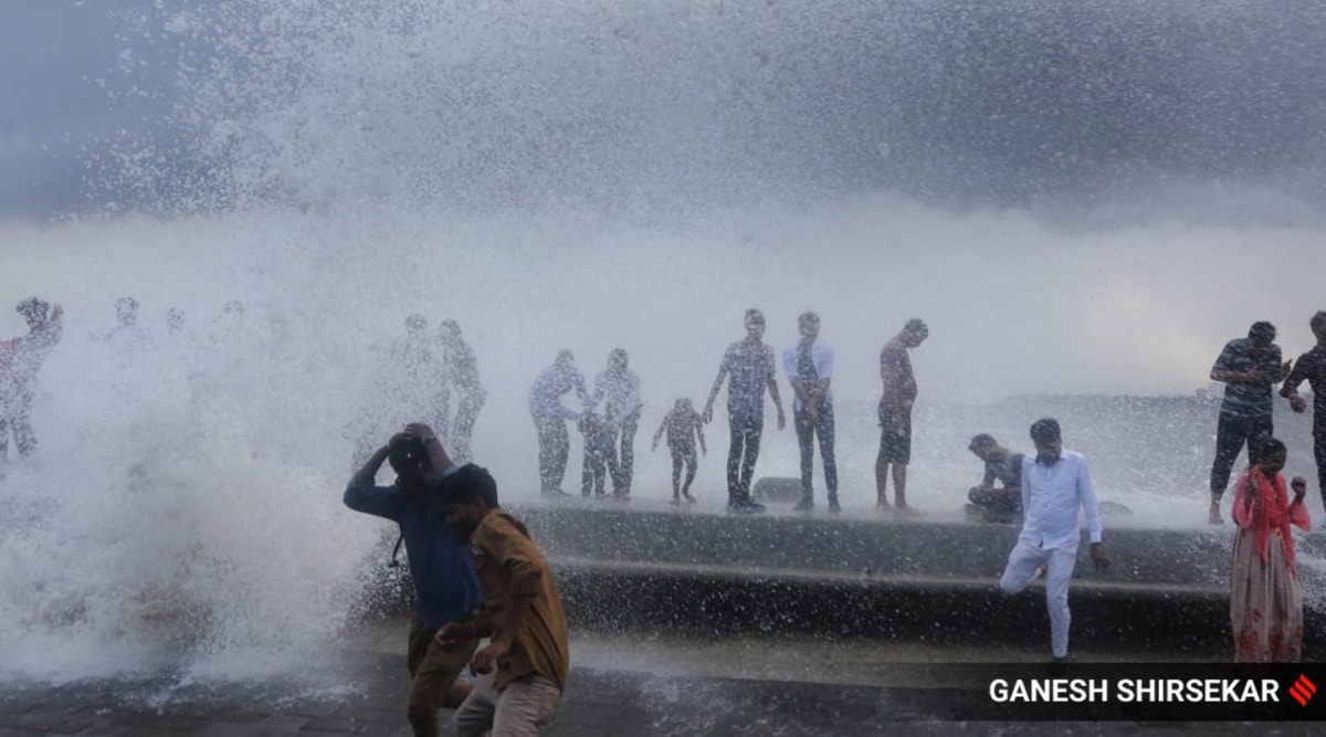 First spell of monsoon showers sweep Mumbai, its suburbs | Mumbai News ...