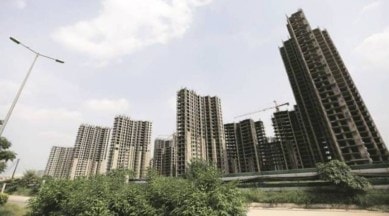 Greater noida apartment dress code