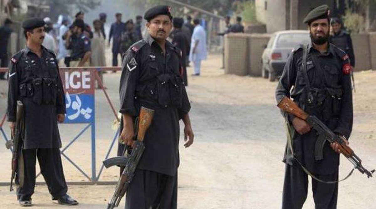 Pakistan Girl Kidnap Xxx - Pakistan police recover kidnapped Hindu girl | Pakistan News,The Indian  Express