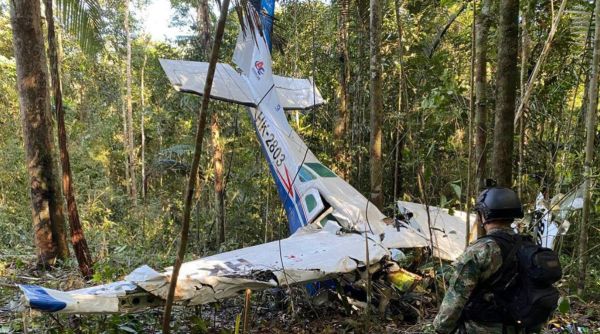 Colombia: amazon plane crash