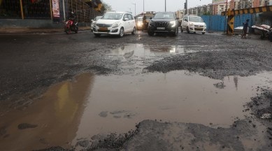 Mumbai potholes, Mumbai rain, Brihanmumbai Municipal Corporation, pothole complaints, My BMC pothole fixit digital portal, BMC pothole fixing, pothole repairing work through app, Mumbaikars, indian express, indian express news