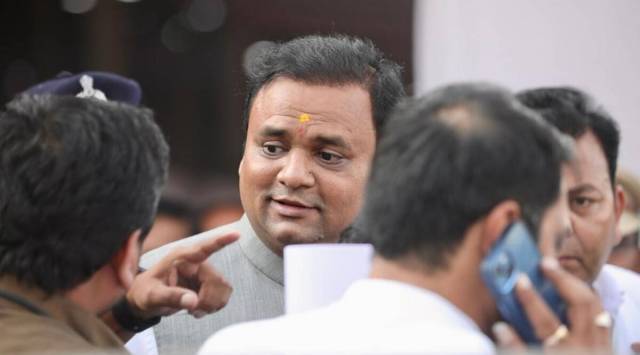 Ensure gau rakshaks are not booked in false cases, Maharashtra Speaker tells police