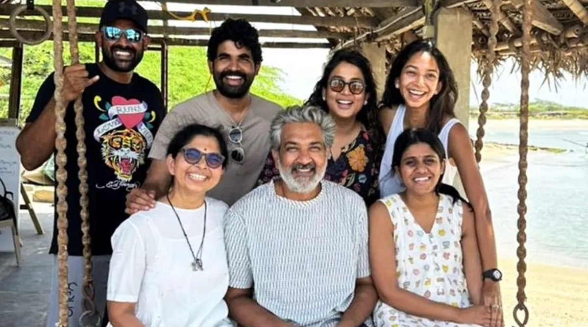 RRR director Rajamouli holidays with family in Tamil Nadu's Thoothukudi.  See pics | Telugu News - The Indian Express