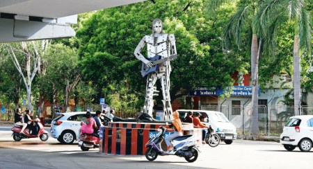 Vadodara Rockstar sculpture, Diwalipura junction, Vadodara, Vadodara Municipal Corporation, Ahmedabad news, Gujarat, Indian Express, Current affairs