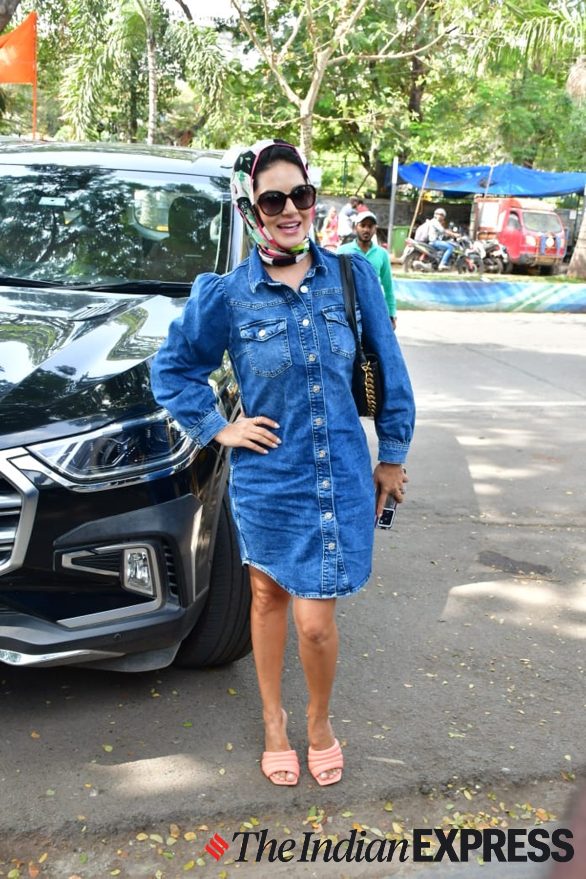 Vaani Kapoor'S Glamorous Ensemble: Countdown To "Mandala Murders"! - ns82zdr