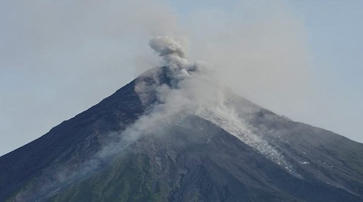 mayon volcano