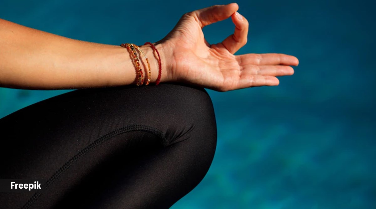 Varun Mudra - How To Do and 10 Benefits | Yoga Mudra