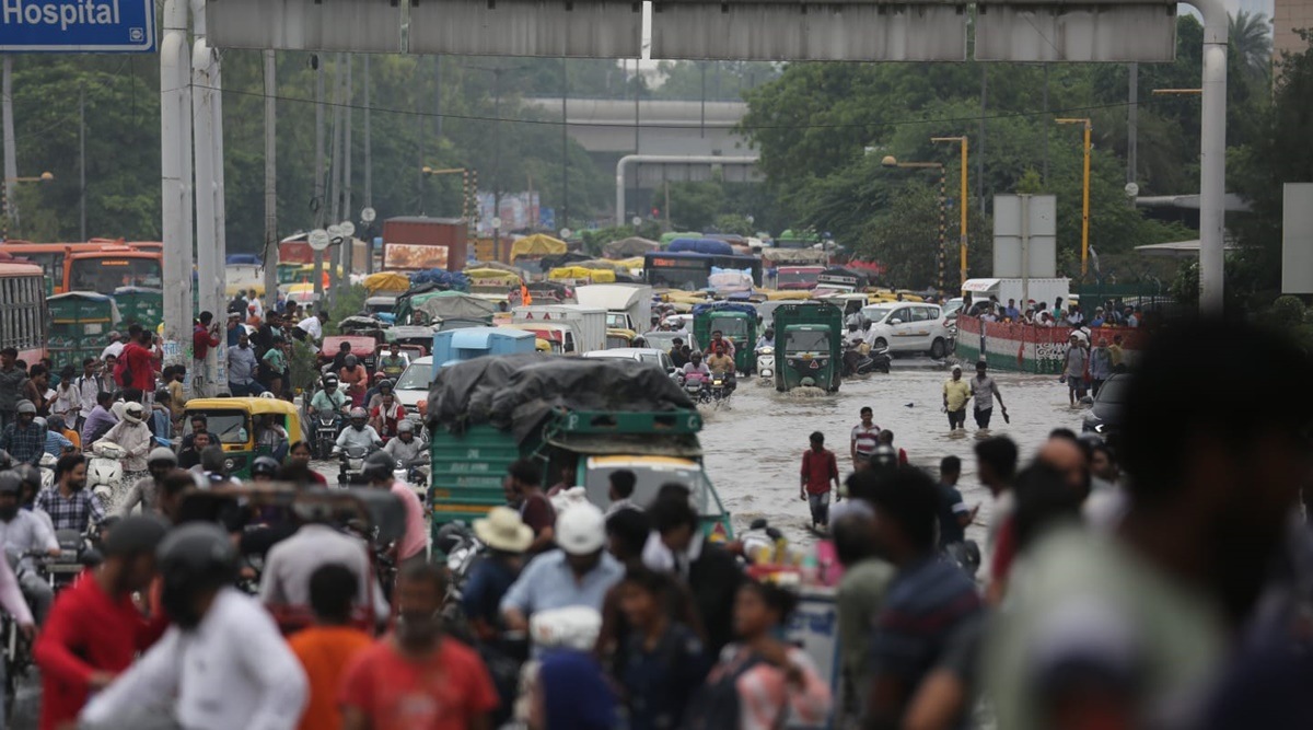 Delhi Floods: Traffic Movement Takes A Hit As Arterial Roads Still ...