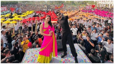 Ranveer Singh and Alia Bhatt promoted their upcoming film Rocky Aur Rani Kii Prem Kahaani in Vadodara. (Pic: Alia/Instagram)