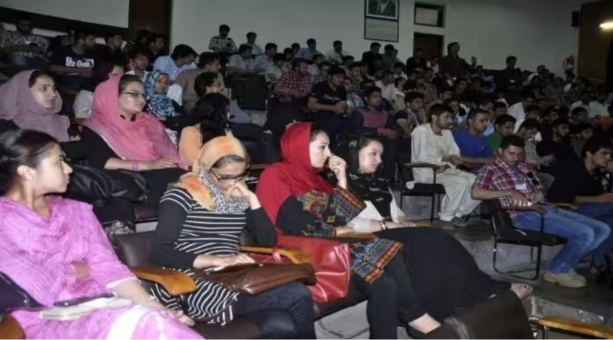 Afghan students stare at bleak future, seek MEA intervention - Vimarsana News