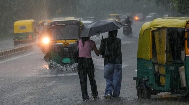 Hm Amit Shah Speaks To Lgs Of Delhi And Jk Takes Stock Of Rain