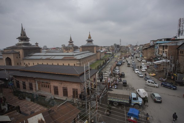 Jammu and Kashmir, Jammu and Kashmir Mosque, Jama Masjid, History of Jama Masjid, Jammu and Kashmir, Srinagar Eid-ul-Adha, Eid-ul-Adha, What is Anjuman Awqaf, Kashmir Valley News, Indian Express, Indian Express News