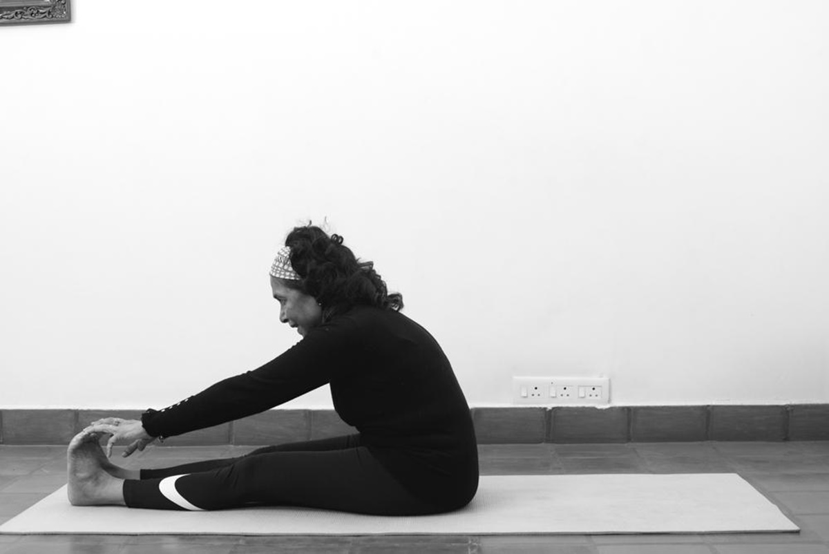 Yoga For Brain Power | 12-Minute Home Yoga Practice - YouTube