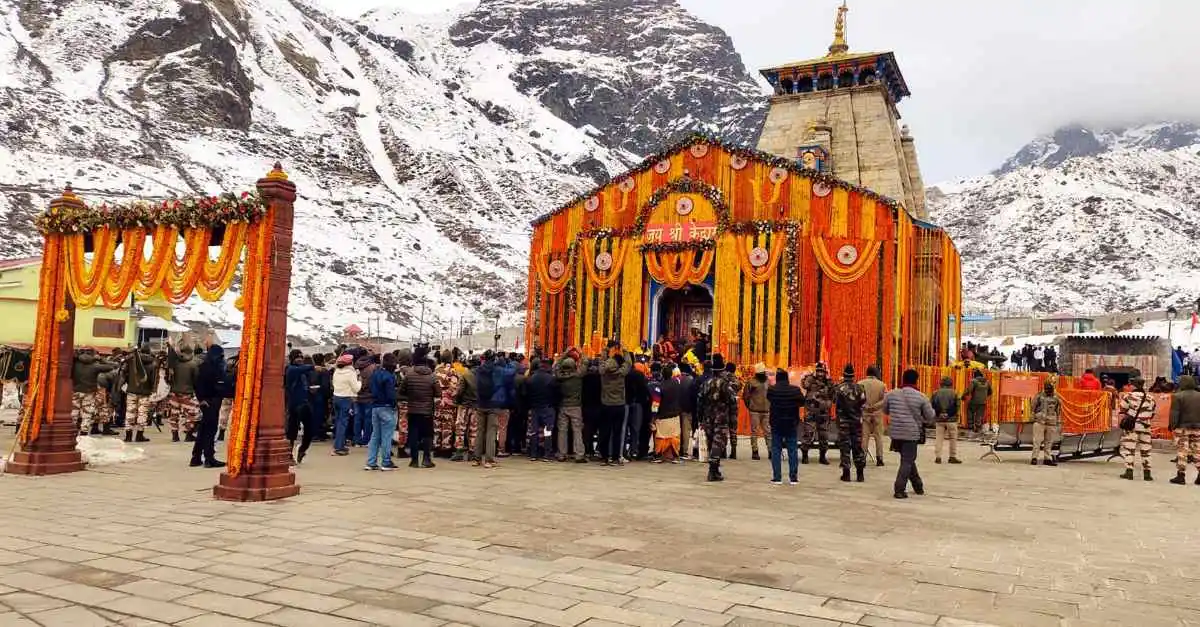 After spate of YouTube videos & reels, Kedarnath temple authorities seek to  lay down the law | India News - The Indian Express