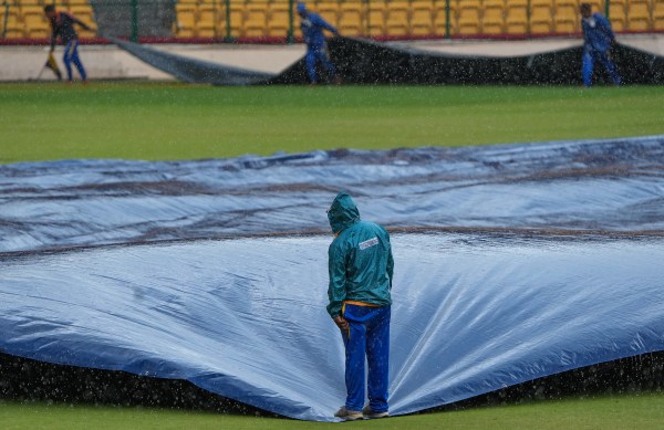 Rain: North vs South Zone