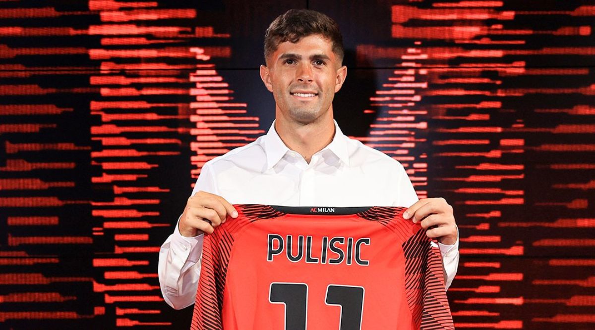 Christian Pulisic given No. 10 shirt for Chelsea, returns to full