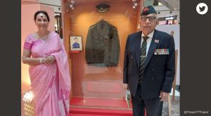 Vijay Thapar son uniform