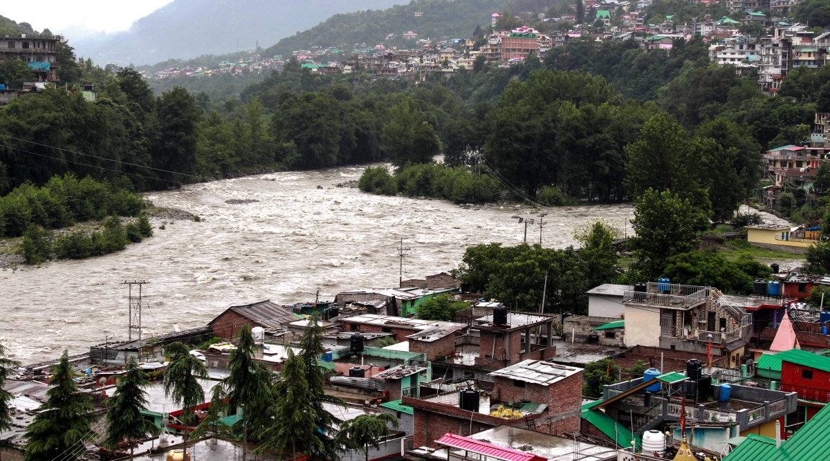 At least 9 dead as heavy rains wreak havoc in Himachal Pradesh, Uttarakhand  | India News,The Indian Express