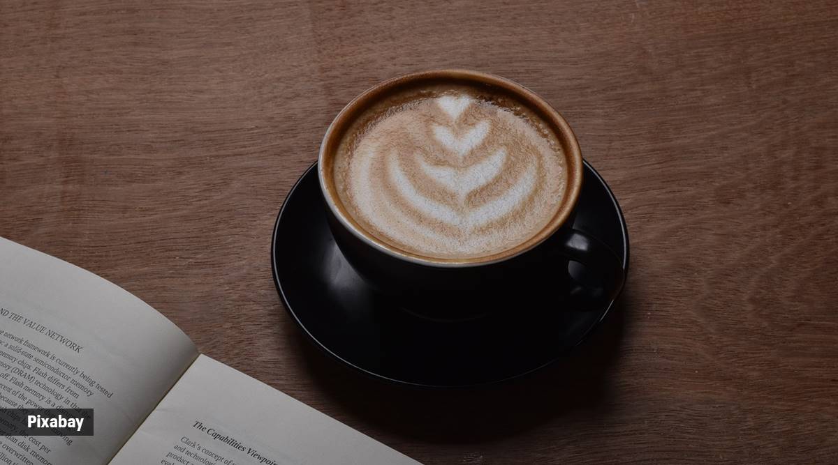 This indicates that in regular coffee drinkers, the sight, smell and taste of coffee can trigger a reflex stimulation of the brain.