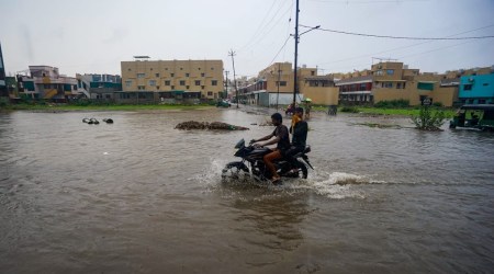 rains waterlogging gujarat