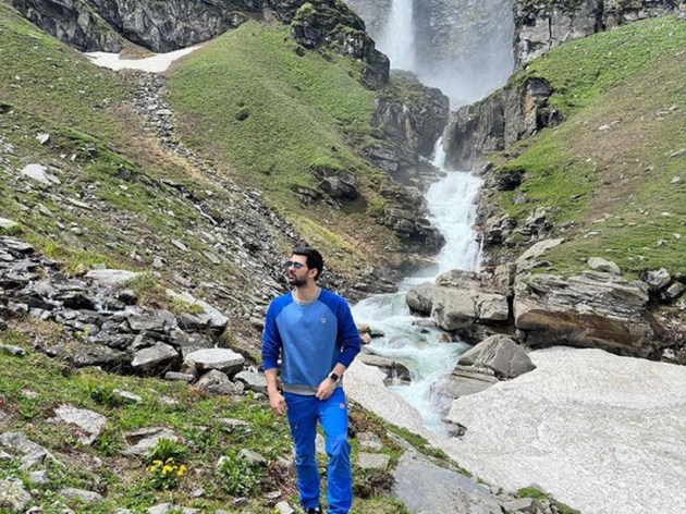 Newlyweds Karan Deol-Drisha Acharya's 'beautiful time' in Manali with dad Sunny Deol and brother Rajveer Deol